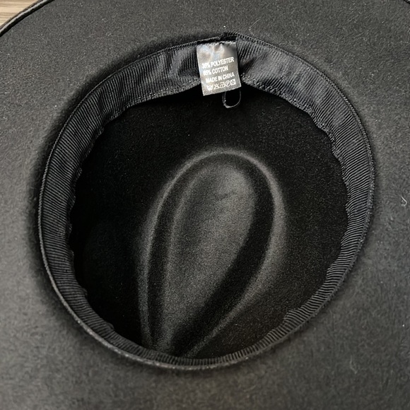 WIDE BRIMMED WESTERN STYLE BLACK HAT - Picture 8 of 16